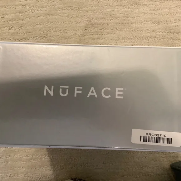 Nuface pro trinity device - Picture 2 of 4